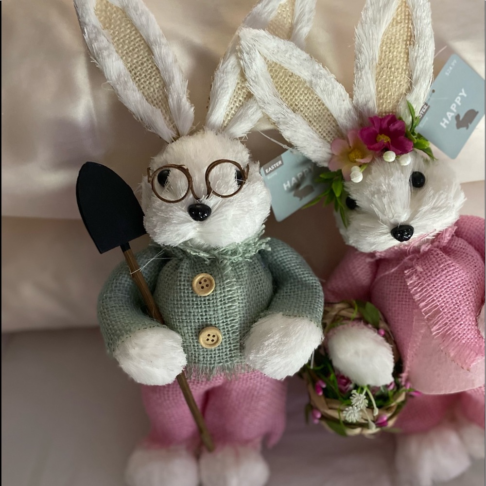 Stuffed bunnies - Picture 6 of 6